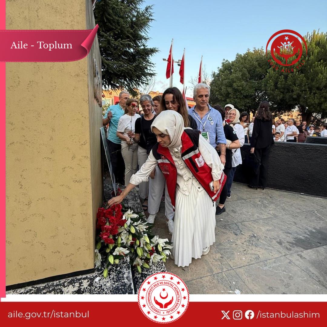 istanbulashim's tweet photo. 11 Temmuz Srebrenitsa Soykırımını Uluslararası Düşünme ve Anma Günü’nde Türkiye Bosna Sancak Derneği’nin düzenlemiş olduğu Anma Yürüyüşüne katılım sağladık.

#AileYılı

@omer81turan 
@tcailesosyal https://t.co/uWDniqfTq4