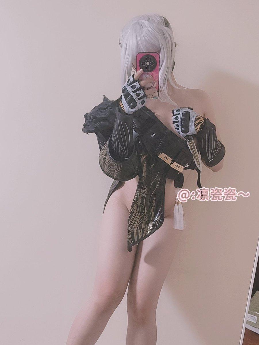 等一下不是说好的裸装进图吗……?
不是这个裸装吗诶诶