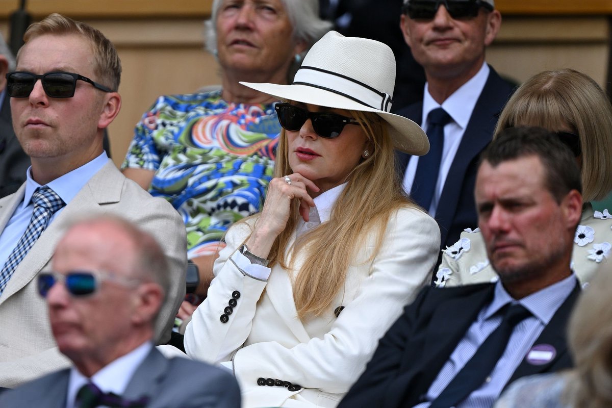 nkidmanbr's tweet image. Sempre uma perfeição! 🤍
📸: Nicole Kidman no décimo quarto dia do Campeonato de Wimbledon 2025 no All England Lawn Tennis and Croquet Club, neste domingo, 13 de julho, em Londres, Inglaterra.