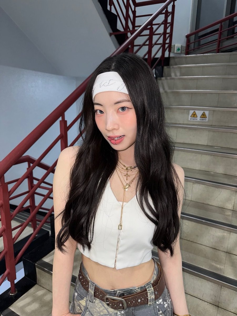 헤어밴드 다현이 ㅠㅠㅠ