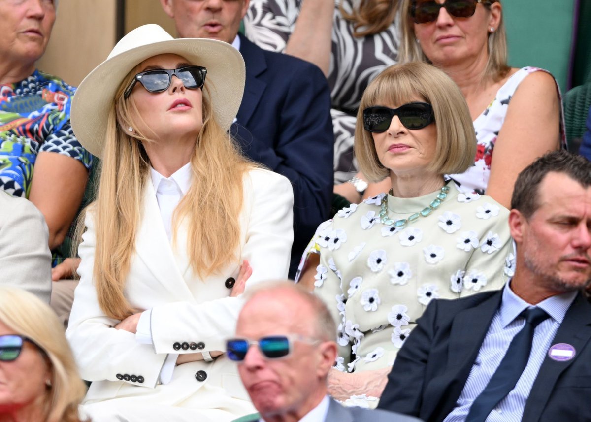 nkidmanbr's tweet image. 📸: Nicole Kidman comparece no décimo quarto dia do Campeonato de Wimbledon 2025 no All England Lawn Tennis and Croquet Club, neste domingo, 13 de julho, em Londres, Inglaterra.