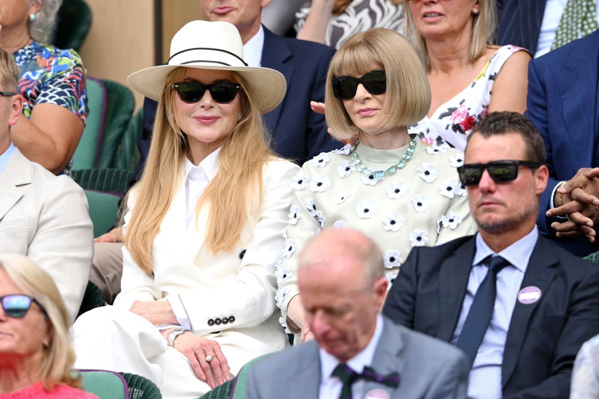 nkidmanbr's tweet image. 📸: Nicole Kidman comparece no décimo quarto dia do Campeonato de Wimbledon 2025 no All England Lawn Tennis and Croquet Club, neste domingo, 13 de julho, em Londres, Inglaterra.