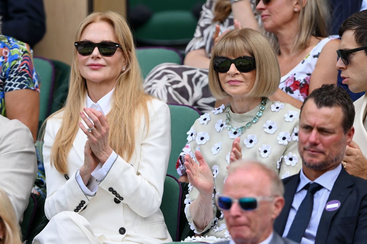 nkidmanbr's tweet image. 📸: Nicole Kidman comparece no décimo quarto dia do Campeonato de Wimbledon 2025 no All England Lawn Tennis and Croquet Club, neste domingo, 13 de julho, em Londres, Inglaterra.
