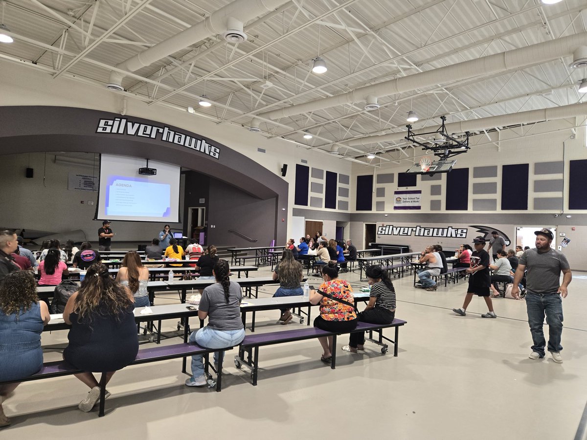 ignacior38's tweet image. A powerful week of connection and advocacy!
✅ Met with our Migrant Ed families
🎒 Launched our annual #StuffTheBus event
🤝 Spoke with @RepGabeVasquez about our LCPS–@LasCrucesGov summer partnership & the impact of frozen federal funds on our students. @LCPSnet