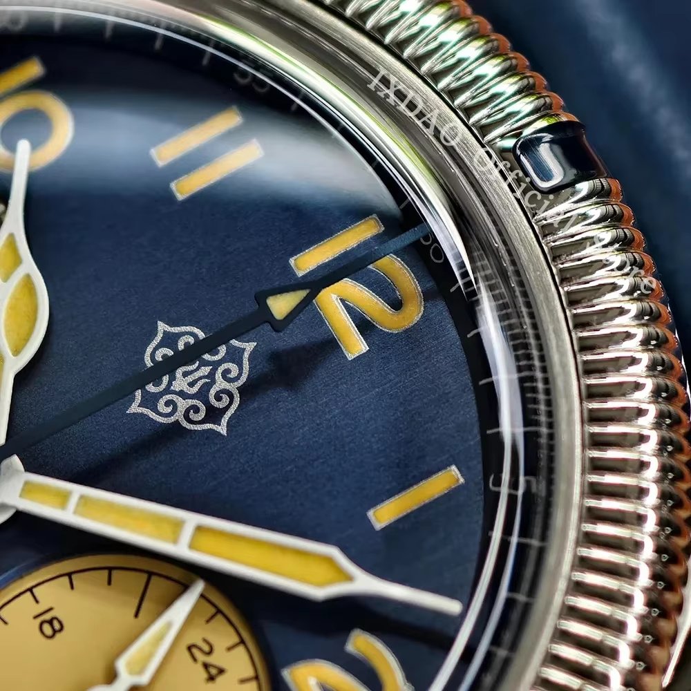 shinythings_x's tweet photo. Pilot watch vibes with vintage flair 🛩️
The IXDAO “Check Altitude” chrono nails the look—and the price. That bezel tho 👀
🔗 https://t.co/VEJdgSBNnE
🎥 https://t.co/0WKCGrxC6N
#IXDAO #PilotWatch #Chronograph #WatchTok #AliExpressWatches #WatchFam #Microbrand https://t.co/CkOeZ4sHsS