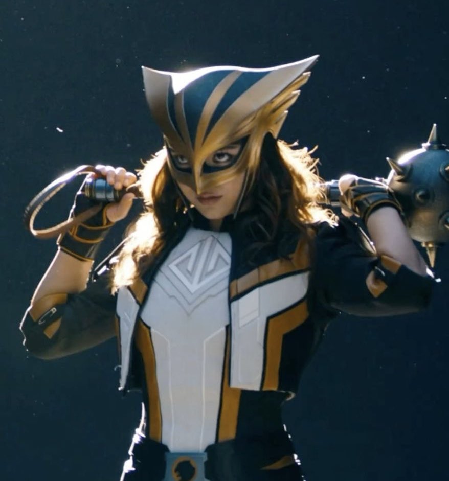 mercedarchive's tweet photo. i wanna get saved by hawkgirl and supergirl https://t.co/1kbpQMnIsZ
