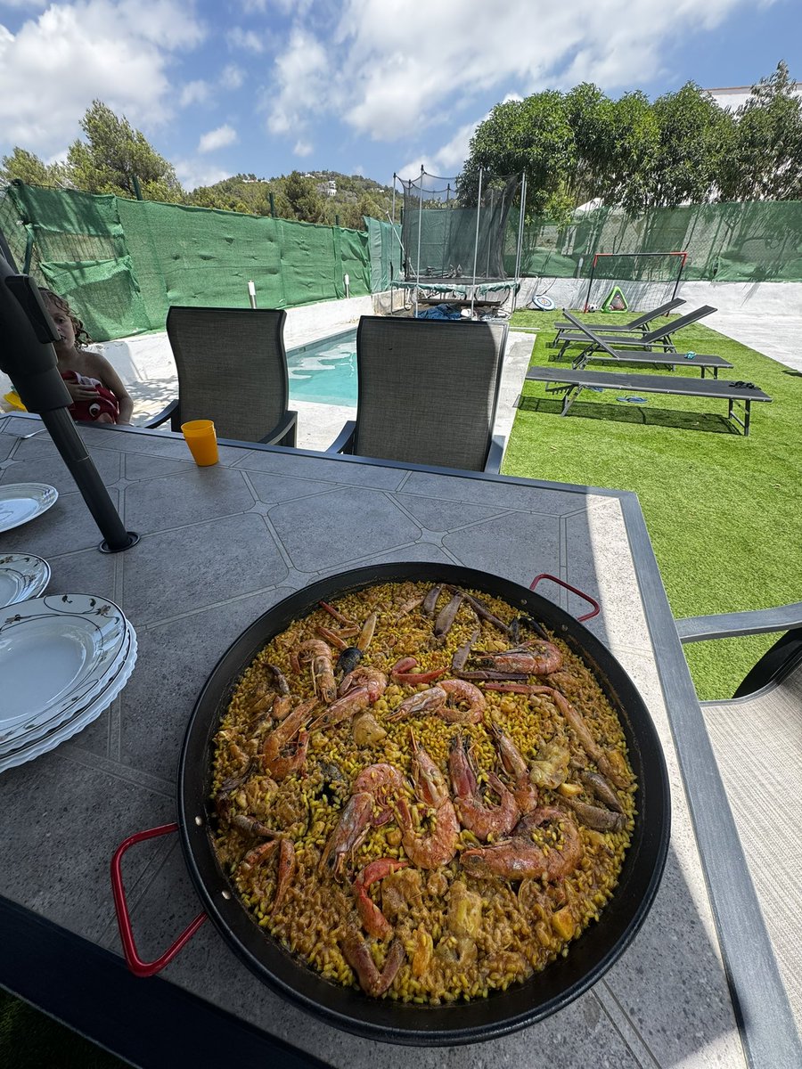 Domingo de paella casera…. What else??