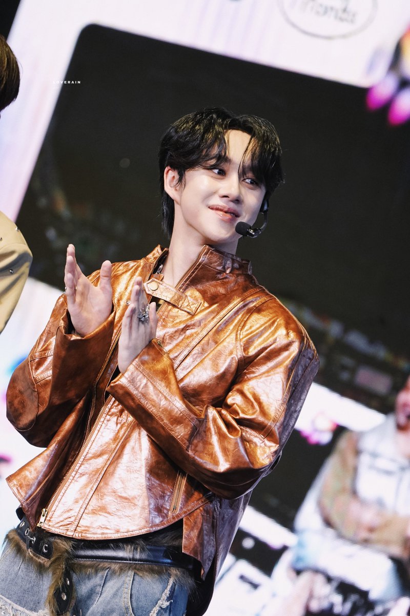 loverainlee's tweet image. 🥰🥰 @bb_metas

#HOWLS_DebutShowcase
#HOWLS_TH #BBMetas #MC999