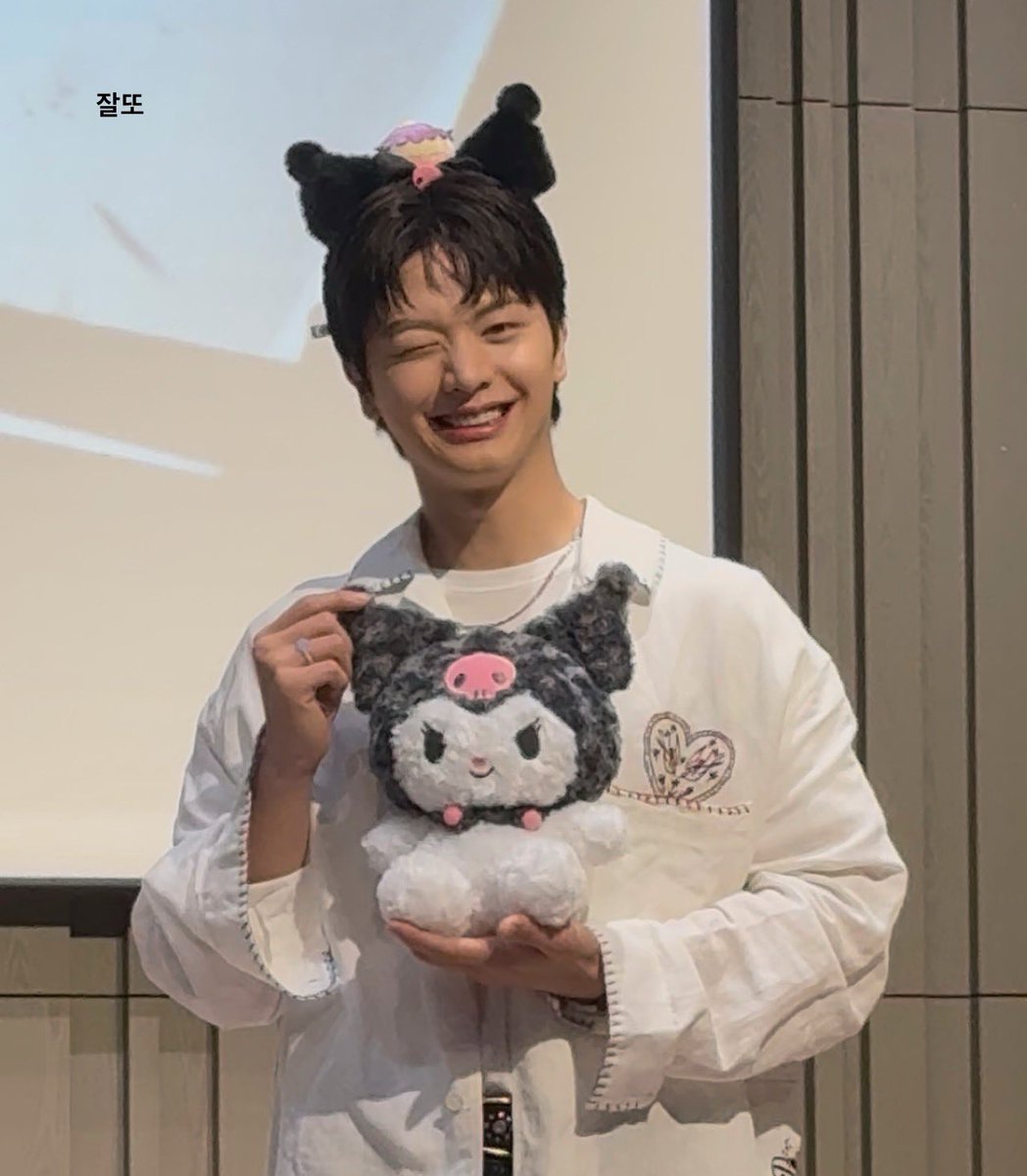 성재필터📸🩵 tweet media