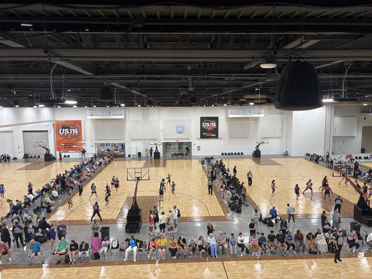 Travis Ponton (@travisponton) on Twitter photo Day 4οΈβ£
Event 3οΈβ£
π<a href="/USJN/">USJN</a> Dayton
Some great programs in the building <a href="/clarksvillesol/">SOL United</a> <a href="/United_Phenom/">Lady Phenom United</a> <a href="/Elevate_Elite/">Elevate Elite</a> <a href="/ChiHoopsExpress/">(CHE) Jerald Davis</a> <a href="/WIPlaymakers/">Wisconsin Playmakers</a> <a href="/M14Hoops_Girls/">Team M-XIV Girls</a> <a href="/LadyPUSHVA/">Lady PUSH 3SSB</a> <a href="/WIPGEGirls/">Wisconsin Playground Elite</a> <a href="/OneForceWbb/">One Force</a> <a href="/HubbardCoach/">Team Elite Hubbard</a> and more!
<a href="/BlueStarMedia1/">BlueStar Media</a> <a href="/BlueStar30s/">BlueStar30</a> #OnTheTrailWBB Day 4οΈβ£
Event 3οΈβ£
π<a href="/USJN/">USJN</a> Dayton
Some great programs in the building <a href="/clarksvillesol/">SOL United</a> <a href="/United_Phenom/">Lady Phenom United</a> <a href="/Elevate_Elite/">Elevate Elite</a> <a href="/ChiHoopsExpress/">(CHE) Jerald Davis</a> <a href="/WIPlaymakers/">Wisconsin Playmakers</a> <a href="/M14Hoops_Girls/">Team M-XIV Girls</a> <a href="/LadyPUSHVA/">Lady PUSH 3SSB</a> <a href="/WIPGEGirls/">Wisconsin Playground Elite</a> <a href="/OneForceWbb/">One Force</a> <a href="/HubbardCoach/">Team Elite Hubbard</a> and more!
<a href="/BlueStarMedia1/">BlueStar Media</a> <a href="/BlueStar30s/">BlueStar30</a> #OnTheTrailWBB