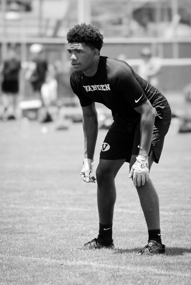 "Work hard in Silence, let success make the noise"❗️