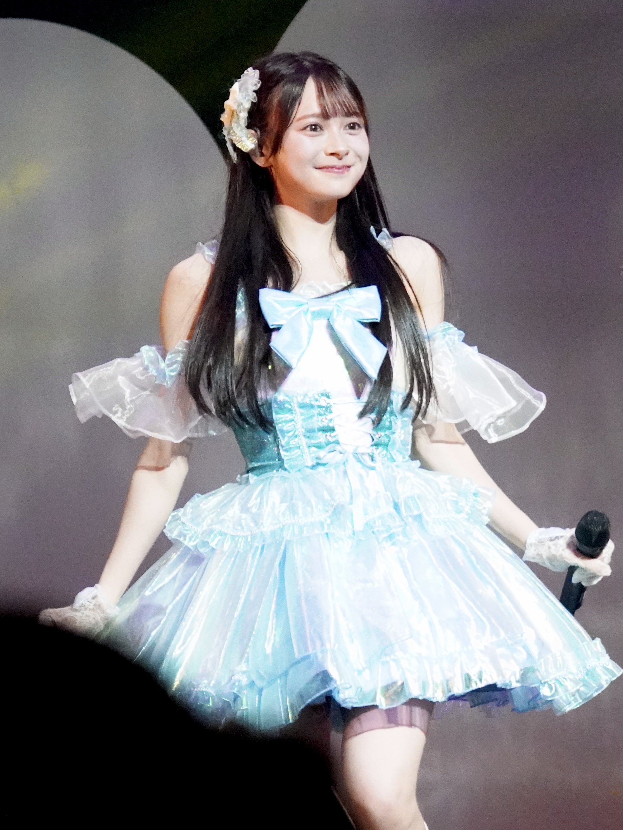伊藤百花　AKB48 18期生昇格記念LIVE！　ランダム生写真　直筆サイン 伊藤百花 AKB48 18期生昇格記念LIVE！ ランダム生写真 直筆