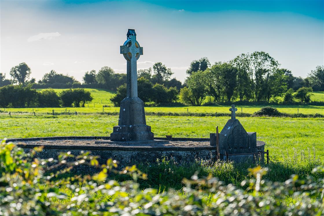 📍 Step Back in Time on the Clonard Heritage Trail 🏰

✨ Discover centuries of history! Whether you're a local or a visitor, the Clonard Trail offers a unique glimpse into Ireland’s spiritual and cultural past.

👉 Find out more here: discoverboynevalley.ie/boyne-valley-d…