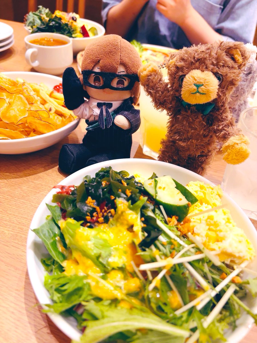 お誕生日に潜入もしてきたよー！！
大画面ドセンターで推しの顔をみてきました💚🪇