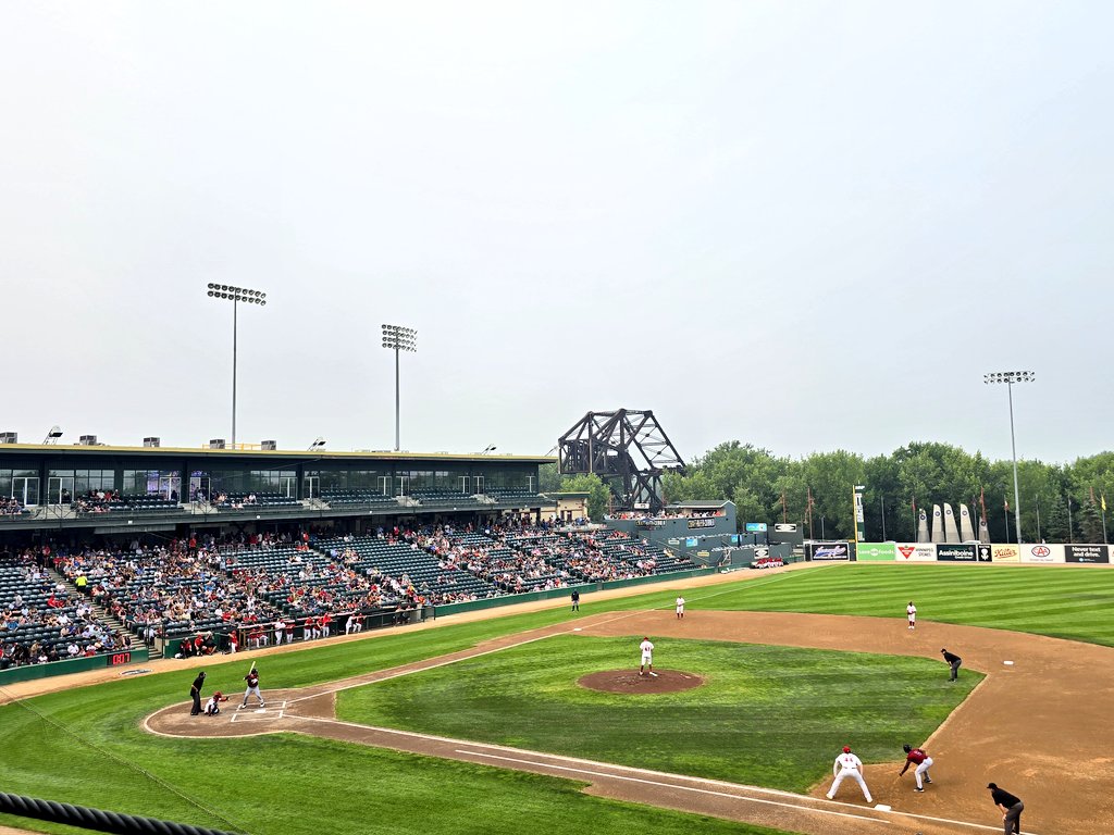 dreamfactory47's tweet image. Had an absolutely awesome bachelor party yesterday (yes, I do remember everything!) I am so blessed to have all these guys in my corner in life! @AlexMichaels4 @markmmackinnon @AMKulas_11 @Wpg_Goldeyes #bachelorparty #Winnipeg