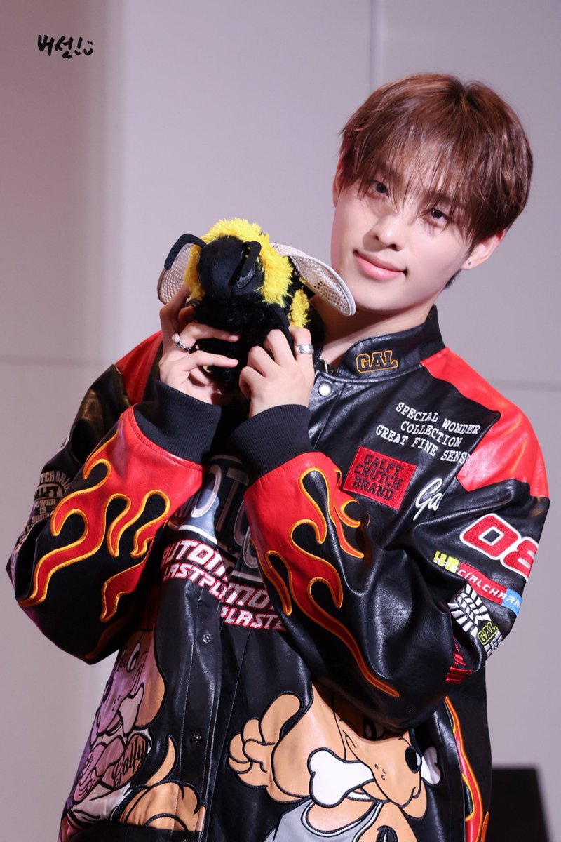 immushve's tweet image. 250713 yzy

꿀벌은 좋아해🐝❤️

#P1Harmony #피원하모니
#KEEHO #기호
