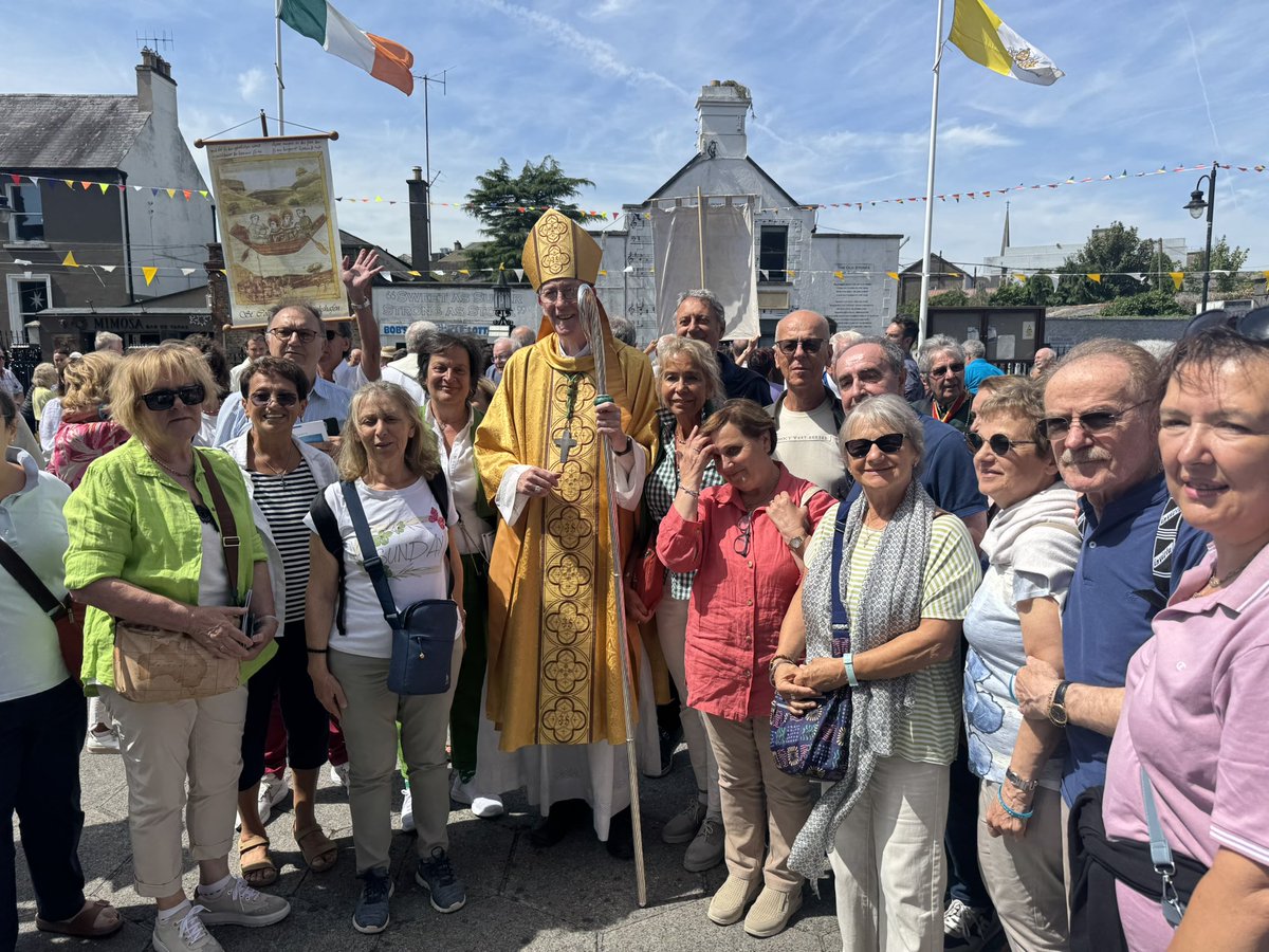 BishopDNulty's tweet image. Delighted to celebrate Mass for the XXVI Columbanus Day in @CarlowCathedral a huge congregation and great to have the support of so many who travelled a distance to join us @KANDLEi @CatholicNewsIRL
