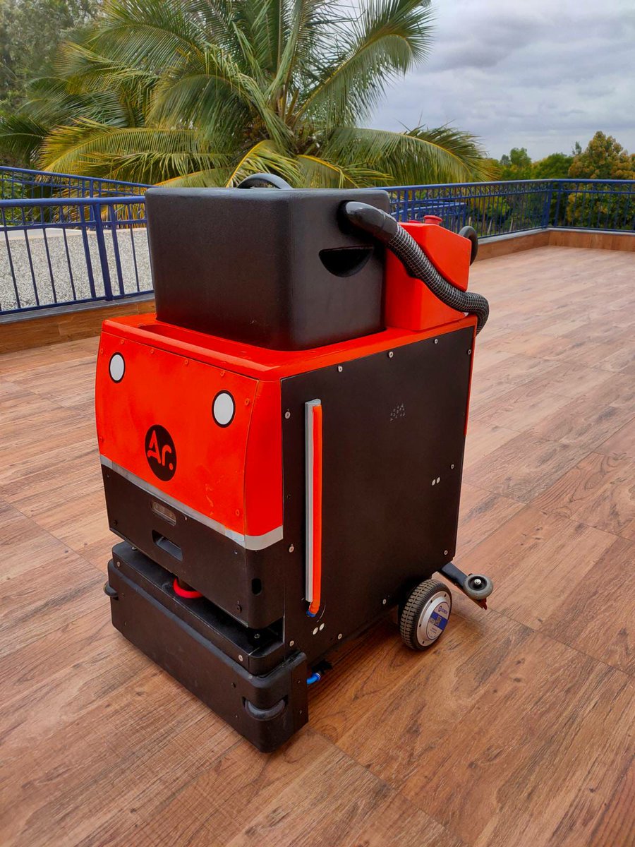 jaimandal_'s tweet image. When we started building the first version of our industrial floor cleaning robot, the goal I'd set for our team was to develop a production grade robot in under 3 months.
Clearly, we failed to achieve that (took us over 2 years and 3 versions), but because of my delusions, we…