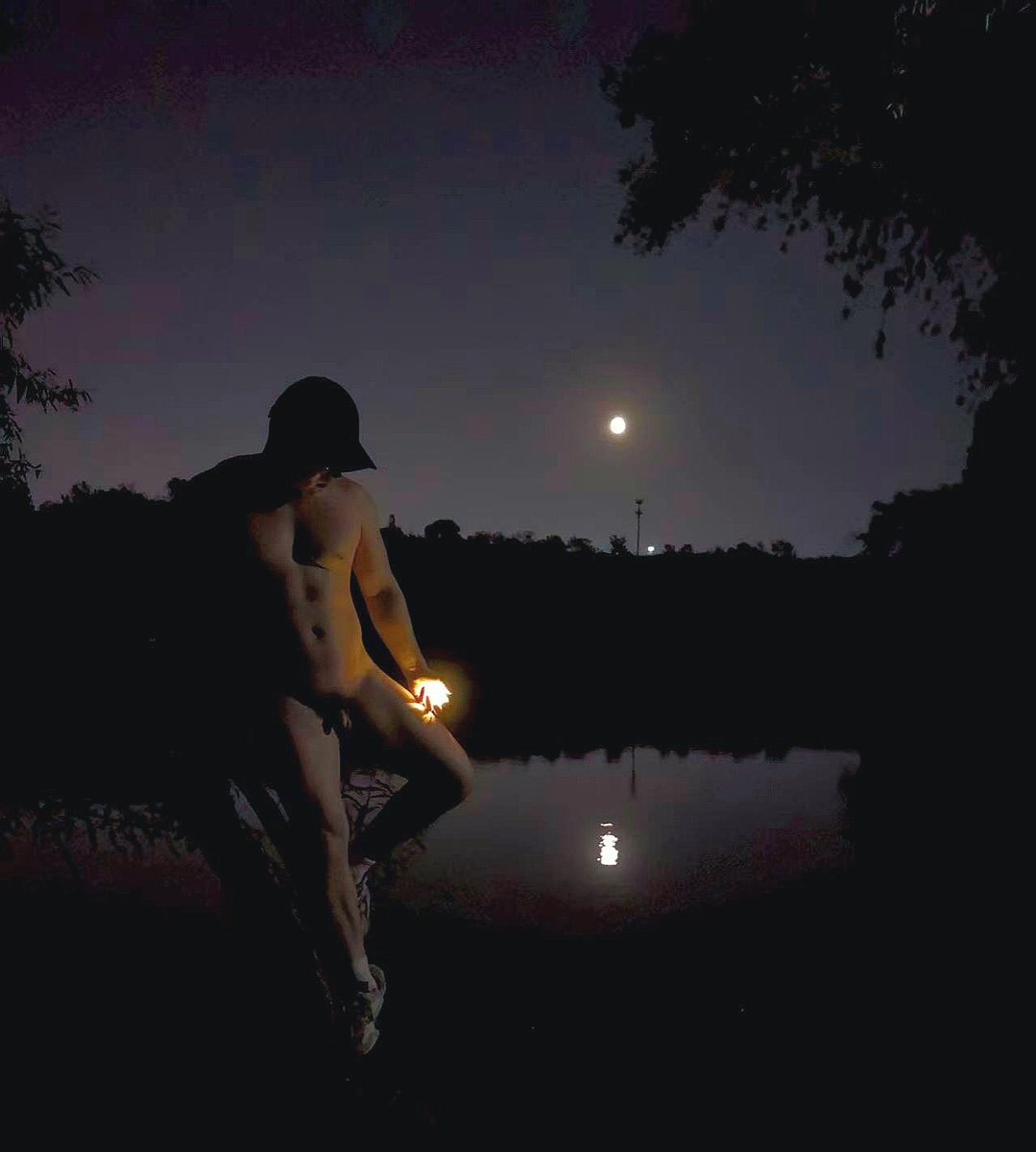 捞起了一汪月光～