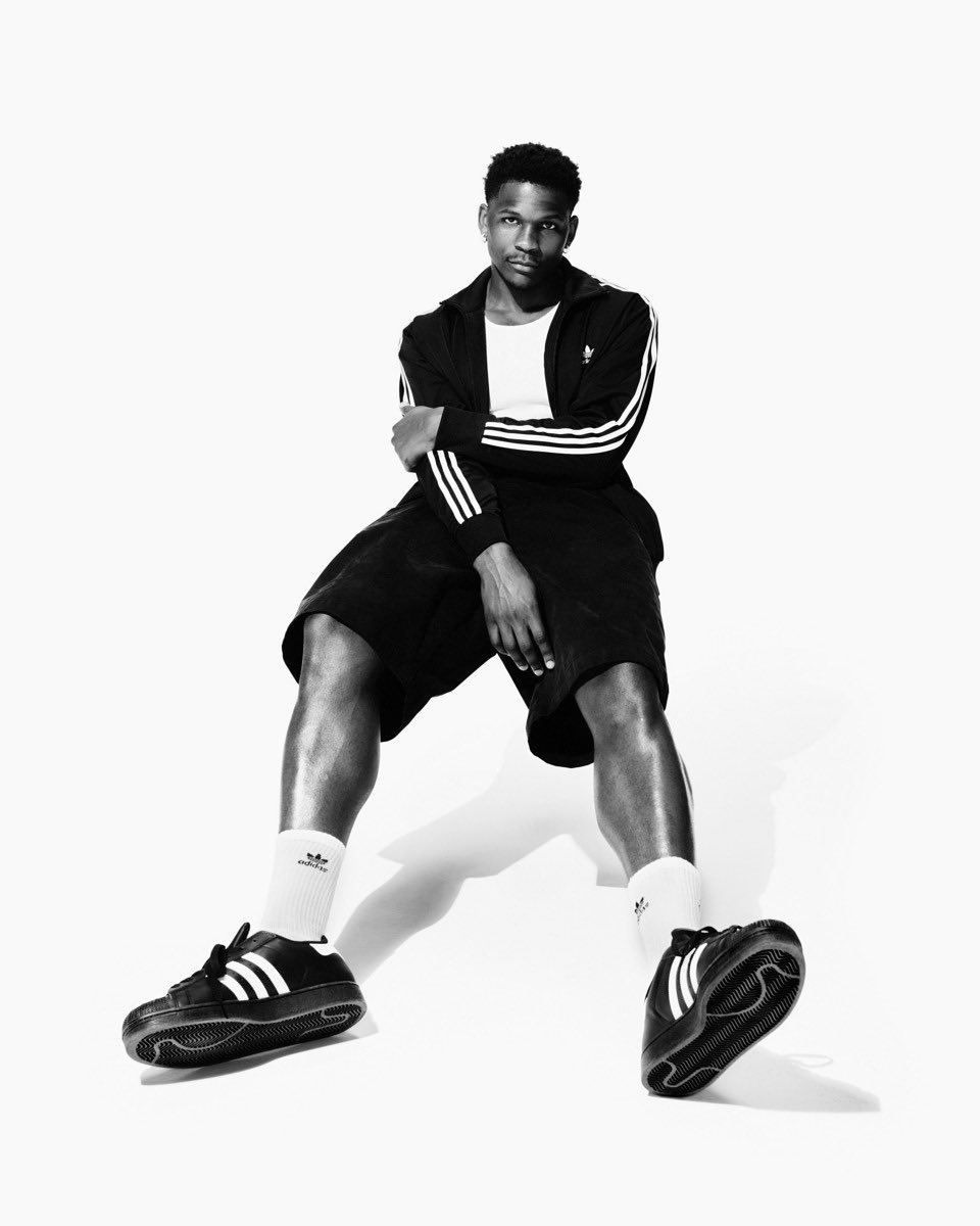 adidasoriginals's tweet image. Real recognise real 🐐 @theantedwards_ #adidasSuperstar
Explore more: adidas.com/go/campaign/or…
