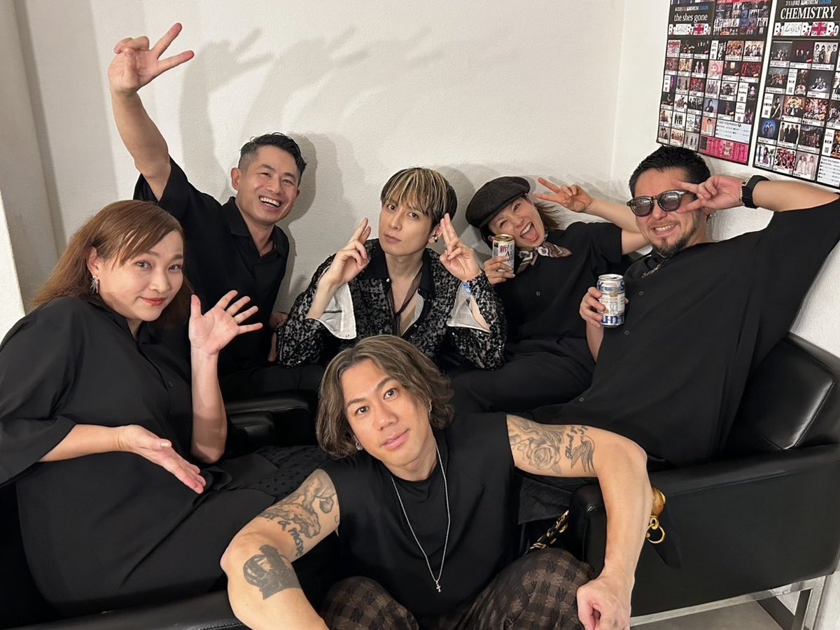 yumiflip's tweet photo. Chemistry tour 「MOER FREEDOM」
番長ｻﾝからﾊﾞﾄﾝを引き継ぎﾂｱｰ4本目にしてようやく合流できました＾＾
今回のｾｯﾄﾘｽﾄもｱﾚﾝｼﾞも面白くて見応えもたっぷり！
私もﾌﾛｱから観たい！

福岡、熊本たくさん盛り上がりました！
ｱﾘｶﾞﾄｳｺﾞｻﾞｲﾏｼﾀ-🥁

次は東京🗼#ﾓｱﾌﾘ https://t.co/S0iHCoLWBc