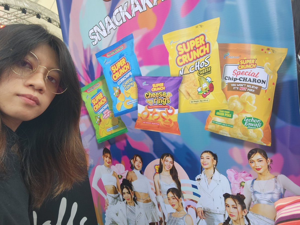 oshangdeep25_'s tweet photo. Happy birthday Stacey! ππ€
First picture kay staku huhu brings so much memories nung binifest. #BINIFEST @SuperCrunchPh https://t.co/cq0kVBkhiu