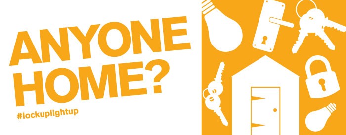 HarbCSP's tweet photo. Safer Summer tips to ensure your home is secure if you are going on holiday:
1. Use timers for lights and electronics
2. Ask a neighbour to keep an eye out and move your post.
3. Secure all doors and windows
#SaferSummer #HarboroughDC #LeicsPolice
https://t.co/QoXuF0P7V5 https://t.co/zYwmIhGicG