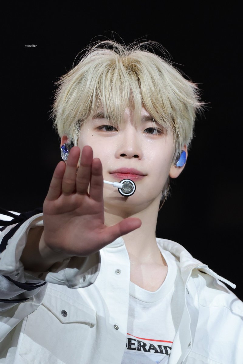 maeiltr's tweet image. 생일 축하해🎂앞으로도 무대 위에서 반짝이는 태래를 계속 볼 수 있길 바라! 사랑해🤍
#사랑을_노래하는_태래의_생일
#Level23Taerae_GameStart
#HAPPYTAERAEDAY