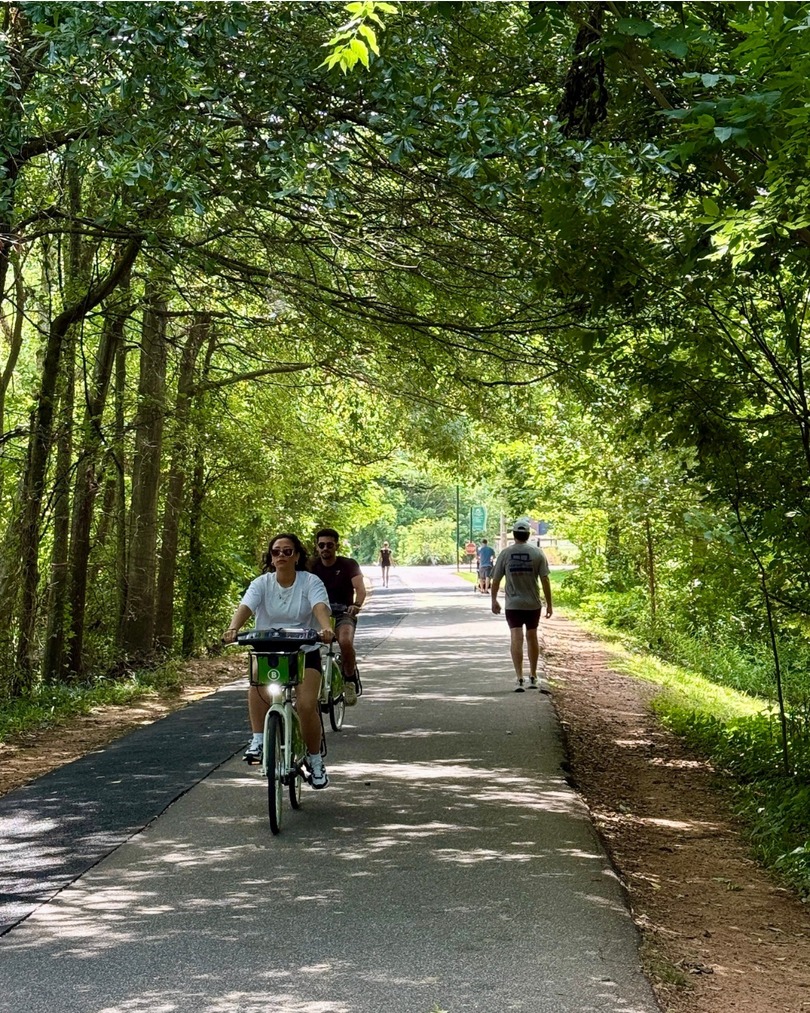 City of Greenville (@citygreenville) on Twitter photo Best Family Vacation Destinations. 🛫 <a href="/goodhousemag/">Good Housekeeping</a> named #GreenvilleSC to its 2025 roster saying, "Greenville combines the best of a big city and a small-town vacation."
goodhousekeeping.com/life/travel/g3…
📸 Photos 1 & 2 <a href="/RoperMountain/">RoperMountain</a> Best Family Vacation Destinations. 🛫 <a href="/goodhousemag/">Good Housekeeping</a> named #GreenvilleSC to its 2025 roster saying, "Greenville combines the best of a big city and a small-town vacation."
goodhousekeeping.com/life/travel/g3…
📸 Photos 1 & 2 <a href="/RoperMountain/">RoperMountain</a>