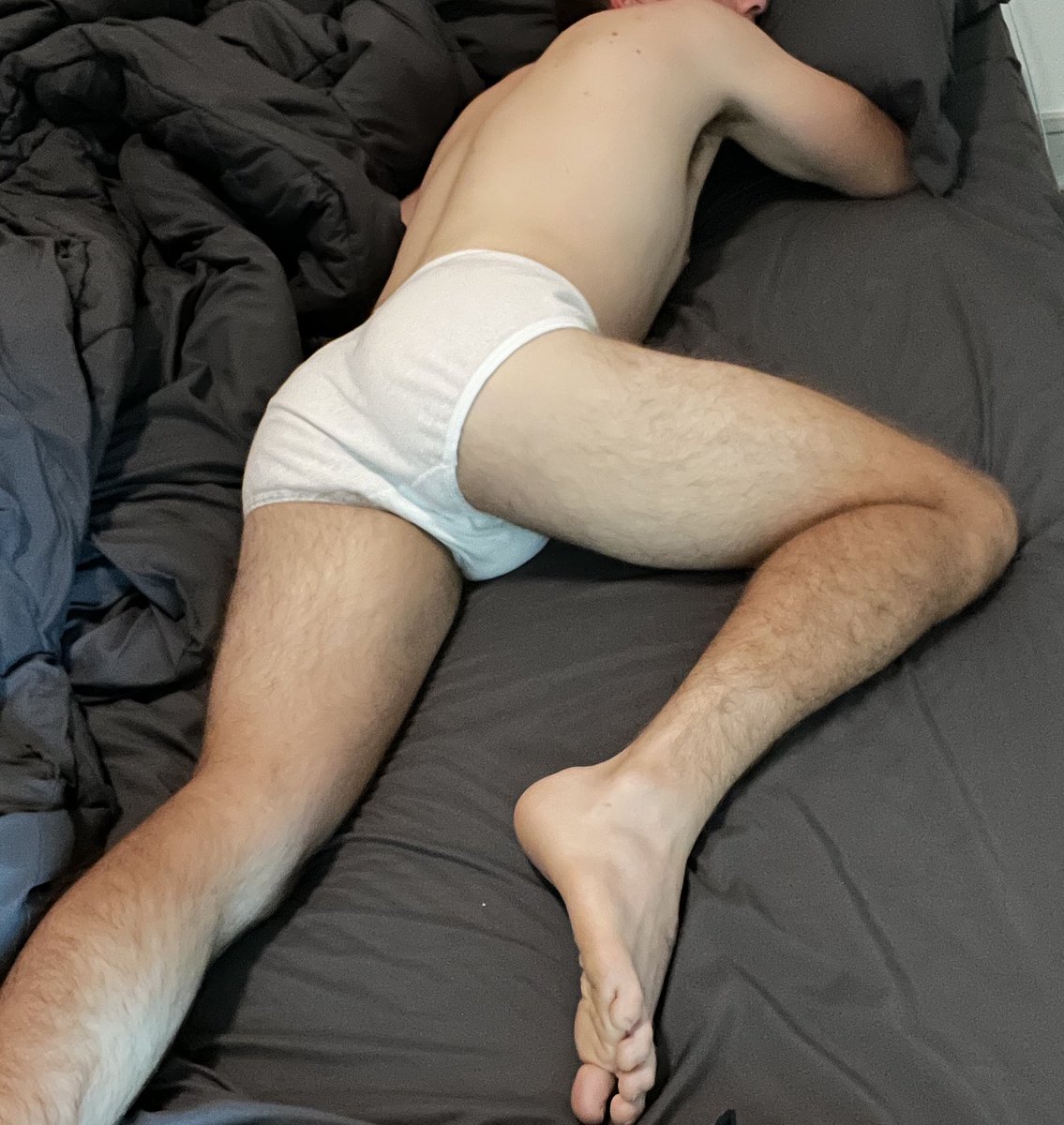 ThomWhite34 tweet media