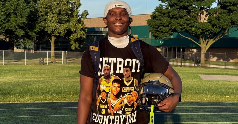 Ethan McDowell (@ethanmmcdowell) on Twitter photo Michigan TE target Anthony Cartwright III is an exciting prospect and a 3-sport athlete.
“That's the type of athlete that you really want to have on your team because he likes to work..." —<a href="/CoachBlackwell_/">Curtis Blackwell II</a>
On what makes him the No. 3 recruit in Michigan: Michigan TE target Anthony Cartwright III is an exciting prospect and a 3-sport athlete.
“That's the type of athlete that you really want to have on your team because he likes to work..." —<a href="/CoachBlackwell_/">Curtis Blackwell II</a>
On what makes him the No. 3 recruit in Michigan: