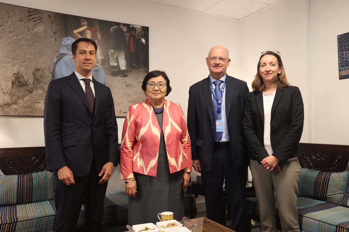 UNODC_COAFG's tweet image. SRSG Roza Otunbayeva met with Bo Mathiasen UNODC Director of Operations, Polleak Ok Serei Country Representative, &amp;amp; Muriel Jourdan Programme Officer, expressing appreciation for UNODC’s continued support to counter-narcotics efforts in Afghanistan.
