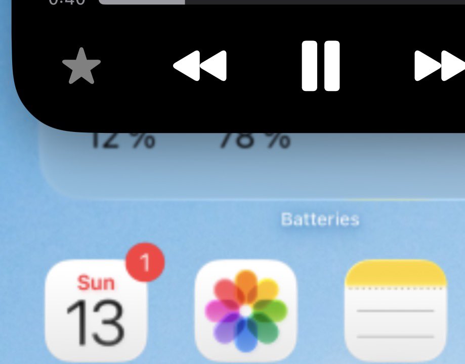 xezrunner's tweet image. So much for Liquid Glass… Liquid Vaseline, all over the screen!
(excluding Control Center, Lock Screen and Dynamic Island)
Some blur or other UI overlay must have gotten stuck. FB18817631