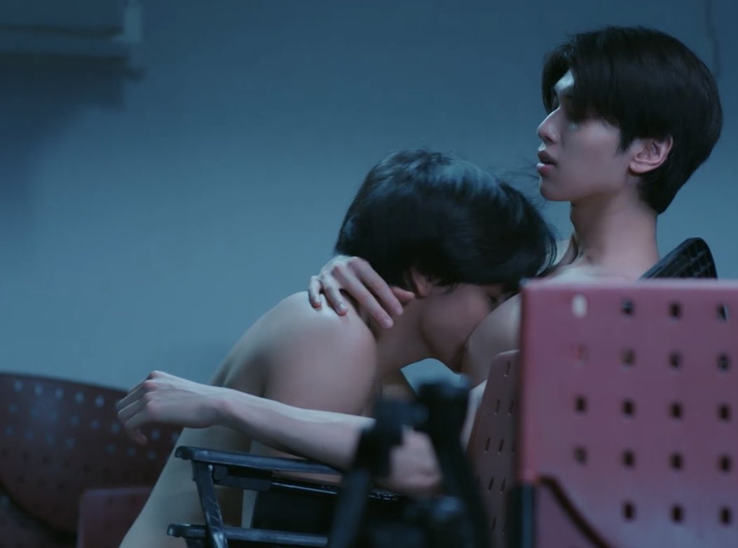 aki☾ htsmc tweet media