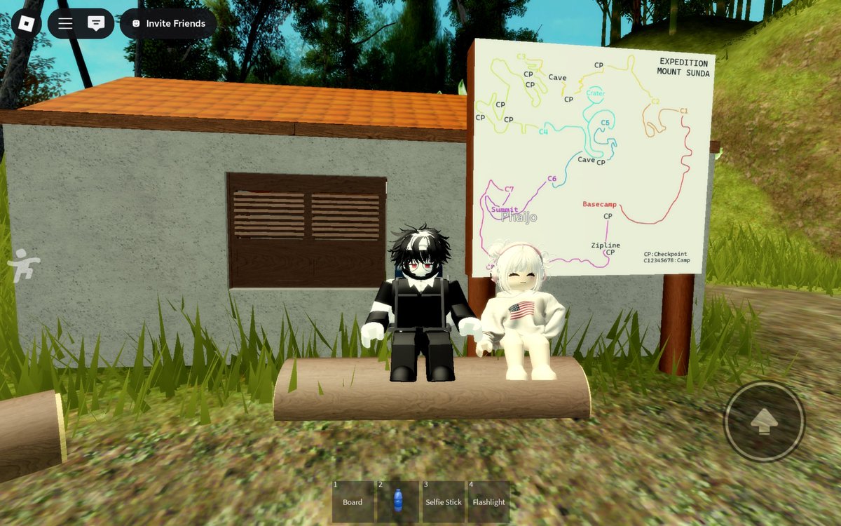 amouvase's tweet image. Tema hari ini muncak bareng si cantik!