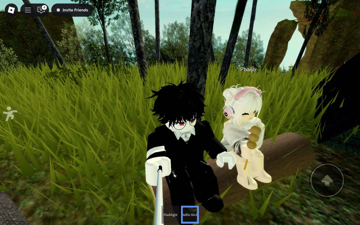 amouvase's tweet image. stopped for some light snack.