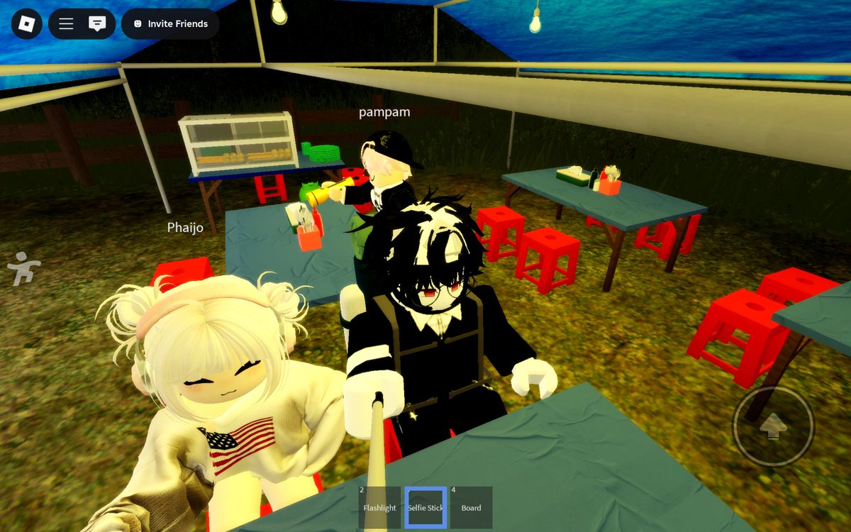 amouvase's tweet image. Terakhir kita makan di warmindo sebelum pulang. :]