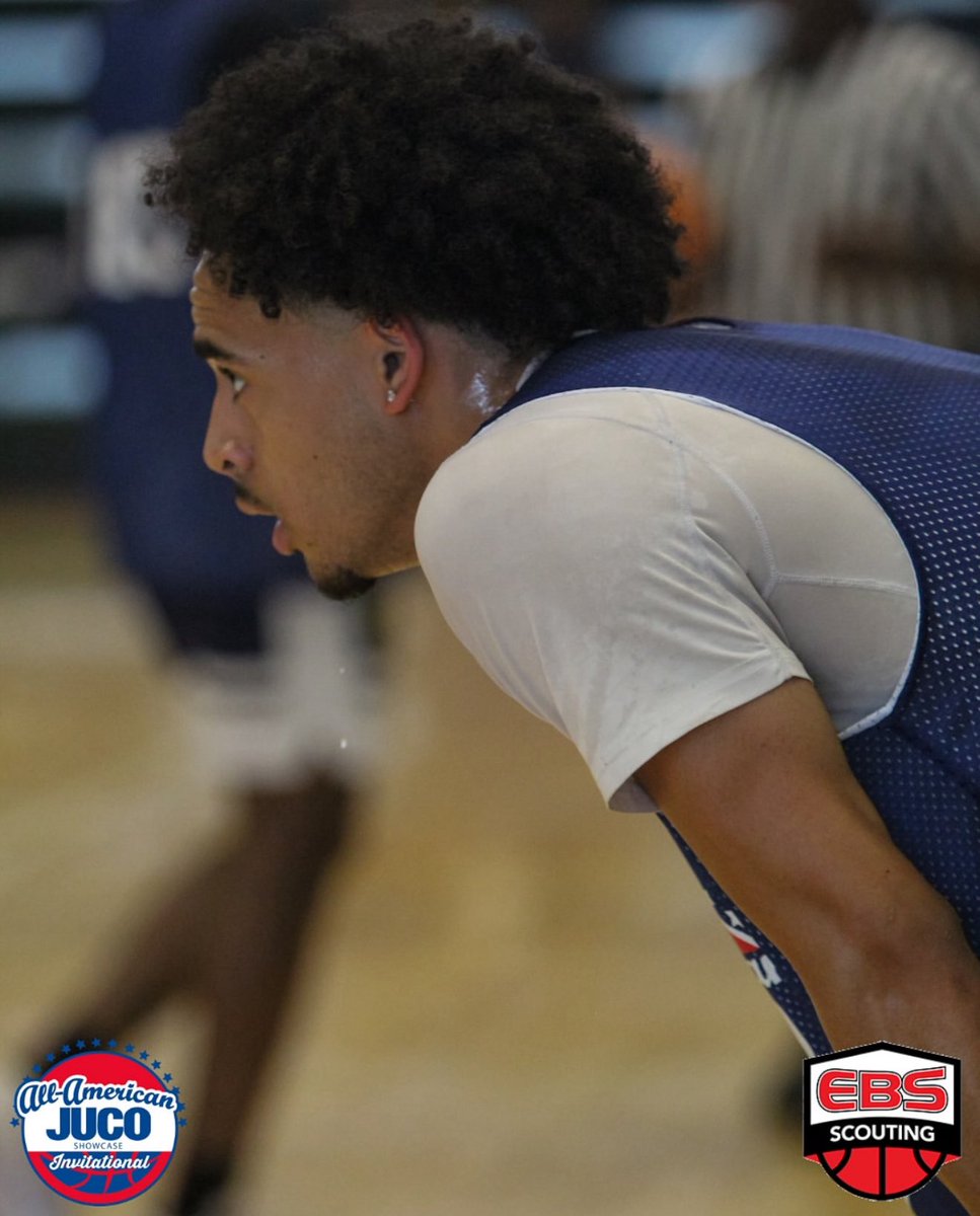 ThADowning's tweet image. Appreciate @JucoRecruiting @JUCOShowcase for the hospitality this weekend in ATL. The guys did their thing and got to play against some of the best hoopers in the Juco scene. #GoodToBeGreen ⚔️
@lyna_brooks @Quincey34001 @Marquis_McCray