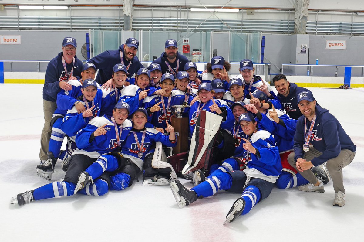 Our Atlantic Boys National 17 Festival team take home the gold for the second year in a row!🏆

#Hockey | #HockeyIsForEveryone | #USAHockey | #AtlanticDistrict