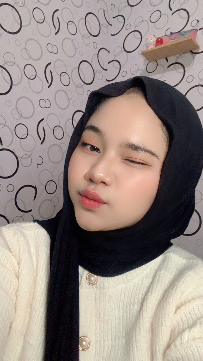 tolong kembalikan jam tdr normalku😩
makin malem makin melek, helppp