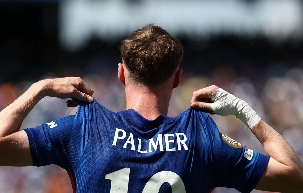 كول بالمر (تصريح سابق): 

عندما كنت صغيراً كنت أريد ان اصبح مثل ميسي 🐐