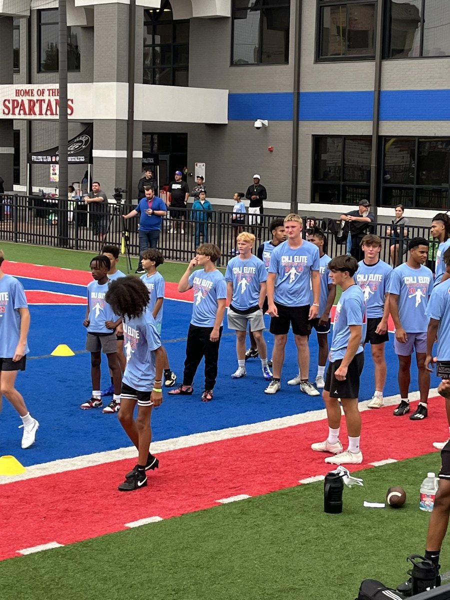 BChalakee's tweet image. I had a great time at the Bixby camp with my coach @ChrisHarrisJr thank you for all the opportunities and believing in me.