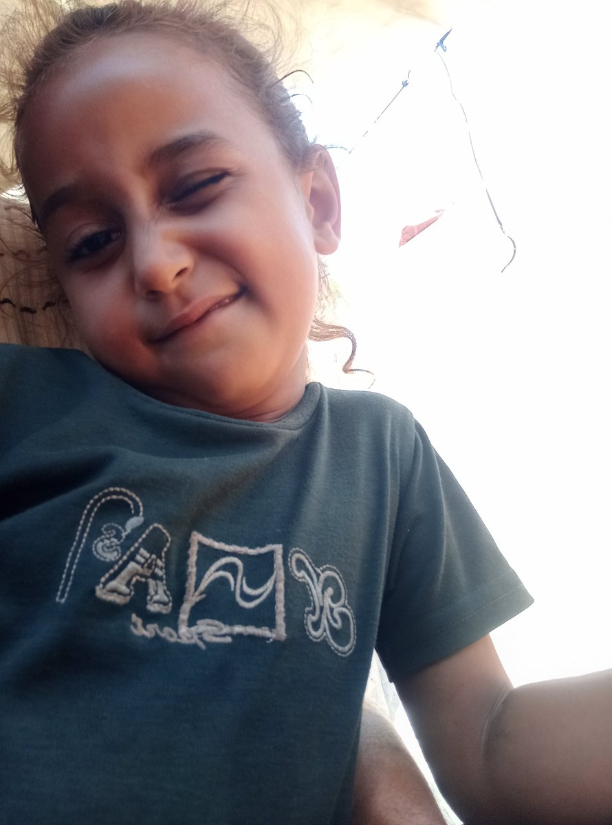 محبة ووفاء. 🇵🇸💛🇸🇦

صابرين تطلع عليكم من جديد 🌹 
الصورة طالعه من غزة وين وصلت الصورة