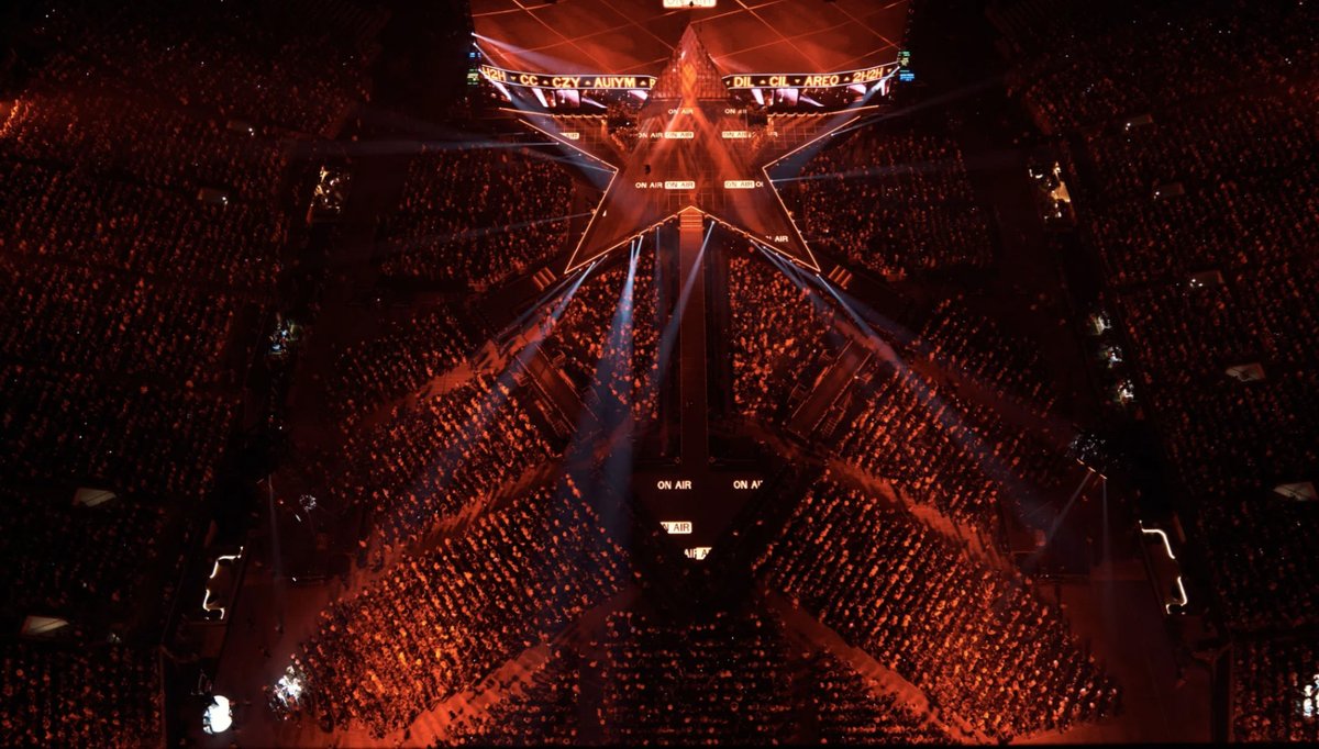 MBStadium's tweet image. 🎶My girls can't tell me nothing, I'm gone in the brain.🎶
A few tips ahead of show THREE:
- MARTA, MARTA, MARTA
- Don't believe everything you see on social media🤣🤣🤣
- Enjoy the show!