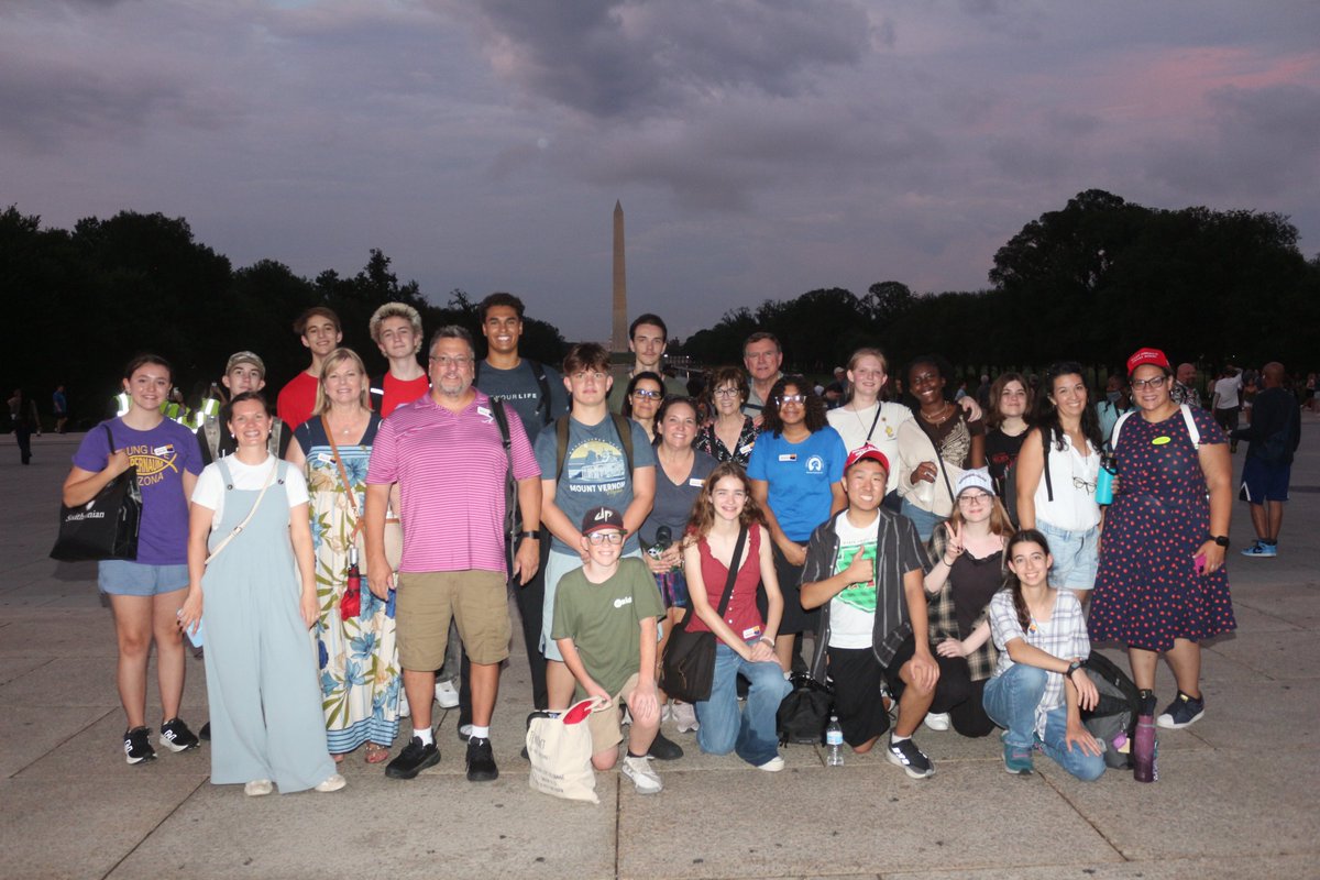 AZTeenReps's tweet image. This week, we sent 27 teen leaders and advisors to Washington, D.C., where they participated in comprehensive leadership & political trainings, as well as touring our nation's capital. 🇺🇸
This transformative experience was only made possible through the unwavering work and…