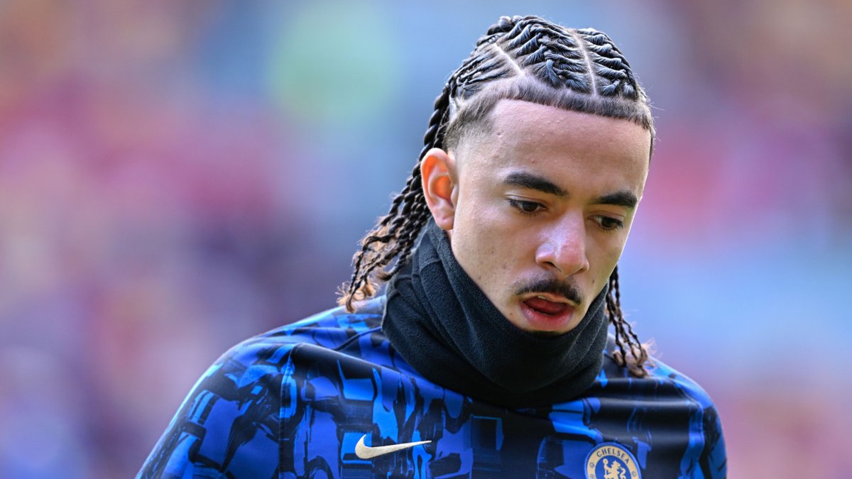 I know this man doesn't always get credit, but that was one hella performance from Malo Gusto in that first half!! 
Nuno Mendes has no idea what hit him with this Gusto/Palmer combo!