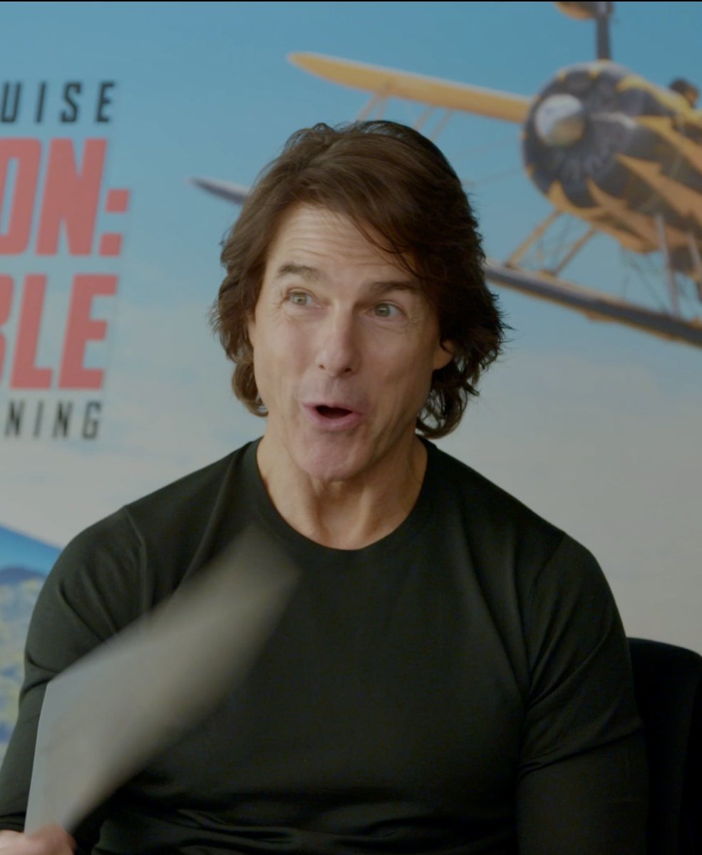 showing tom cruise his filming locations 🥹