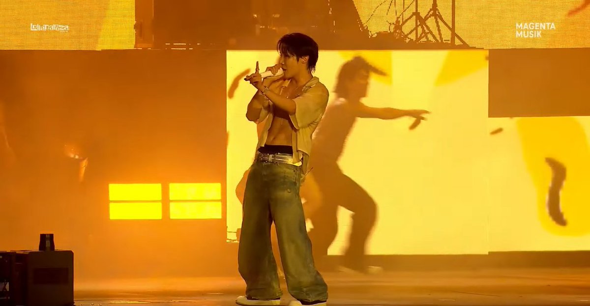 WE LOVE YOU JHOPE
THANK YOU JHOPE
WE ARE PROUD OF YOU JHOPE 
ALWAYS WITH JUNG HOSEOK
HOBIPALOOZA IS BACK
J-HOPE AT LOLLAPALOOZA  
#HOBIPALOOZA2025  #jhopeAtLollapaloozaBerlin