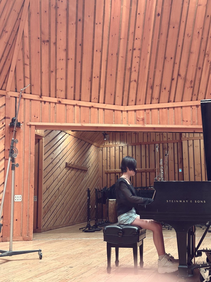 YOYOKA (よよか) (@yoyokadrums) on Twitter photo Ai Furusato <a href="/AiFurusato/">Ai Furusato母</a> and I visited the legendary <a href="/powerstationnyc/">PowerStationNYC</a> , a recording studio with a long and rich history. The recording booths had an incredible sound, and there were so many vintage consoles — next time, we’d love to record our album here.
Thank you so much, Aki Ai Furusato <a href="/AiFurusato/">Ai Furusato母</a> and I visited the legendary <a href="/powerstationnyc/">PowerStationNYC</a> , a recording studio with a long and rich history. The recording booths had an incredible sound, and there were so many vintage consoles — next time, we’d love to record our album here.
Thank you so much, Aki