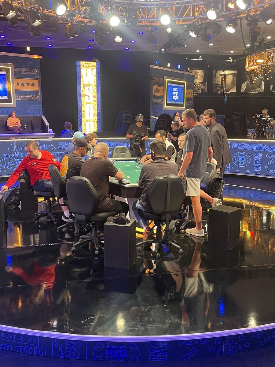 TeamMizrachi's tweet image. Here is Michael @TheGrinder44 going on to Day 8 @WSOP Main Event. #TeamMizrachi